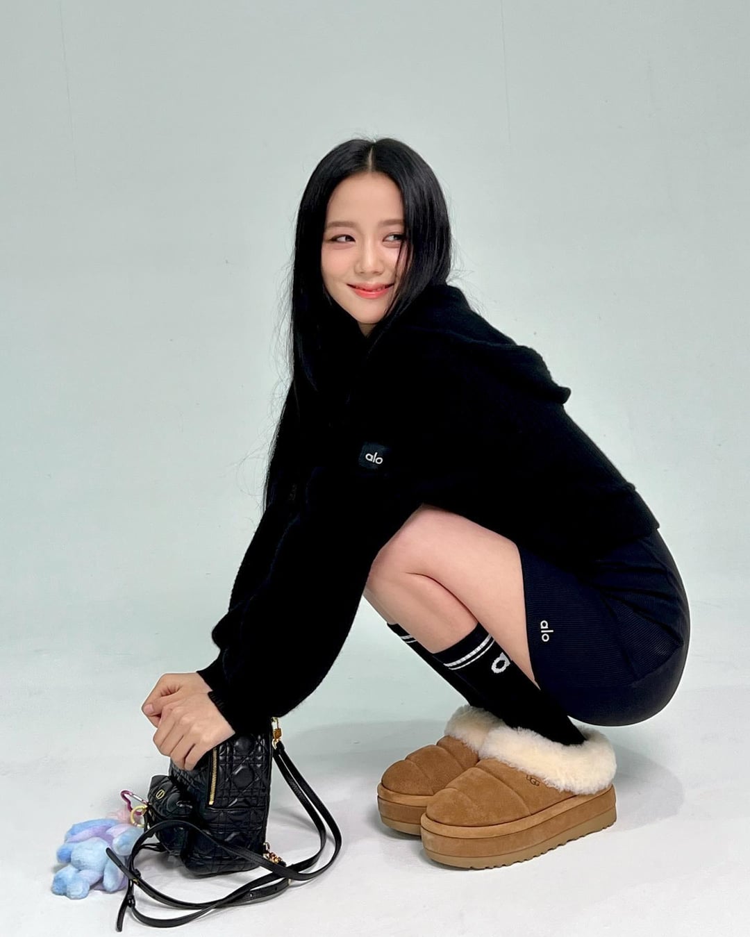 231028 Jisoo IG Update