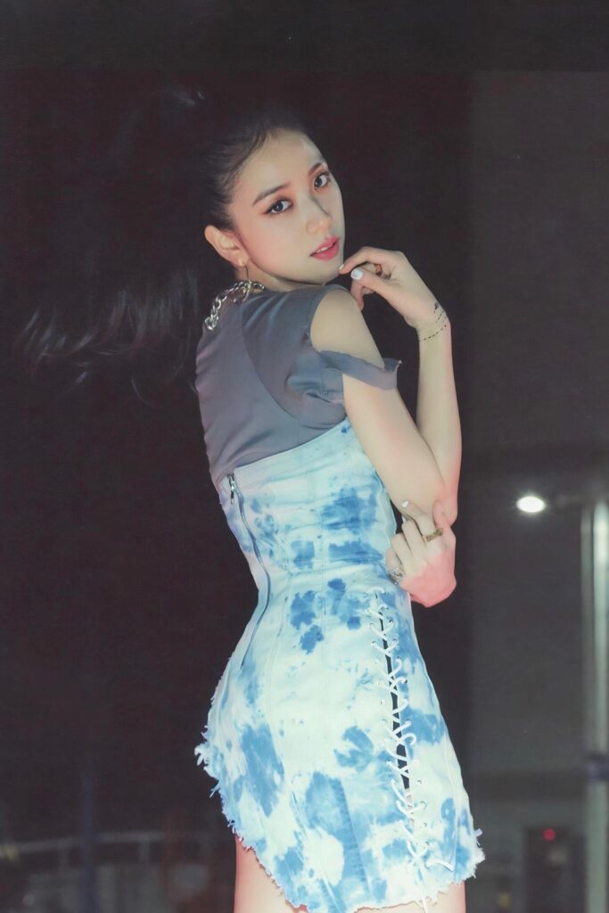 201002 Jisoo