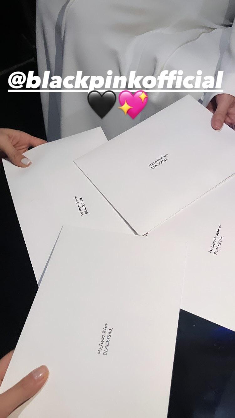 231122 Jisoo IG Story Update