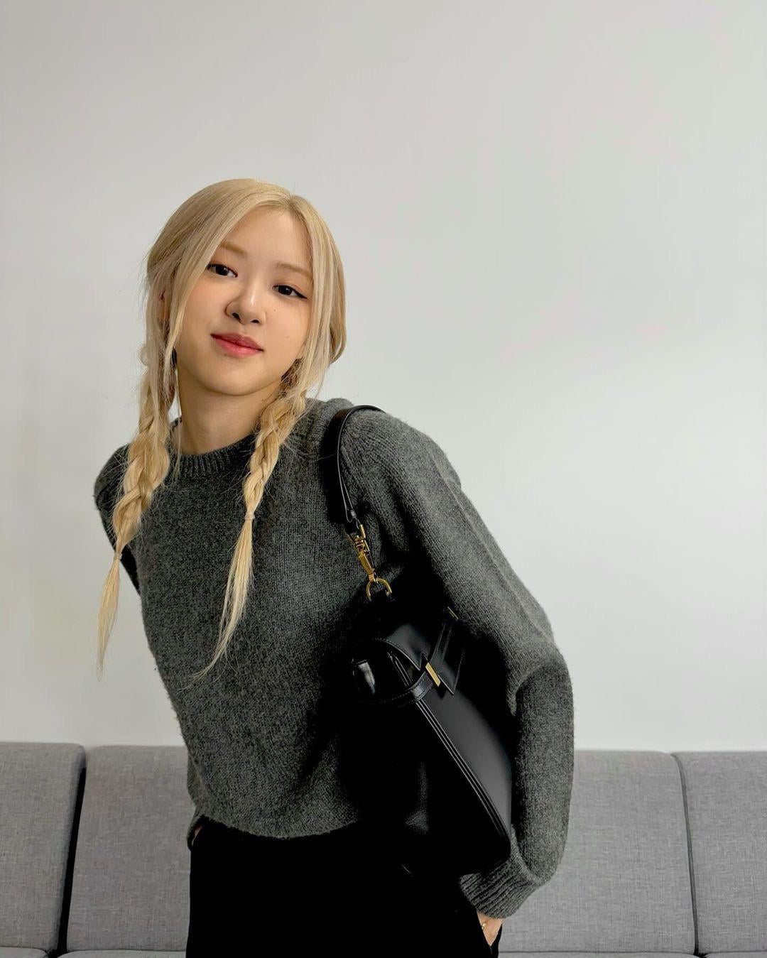 231102 Rosé IG Updates