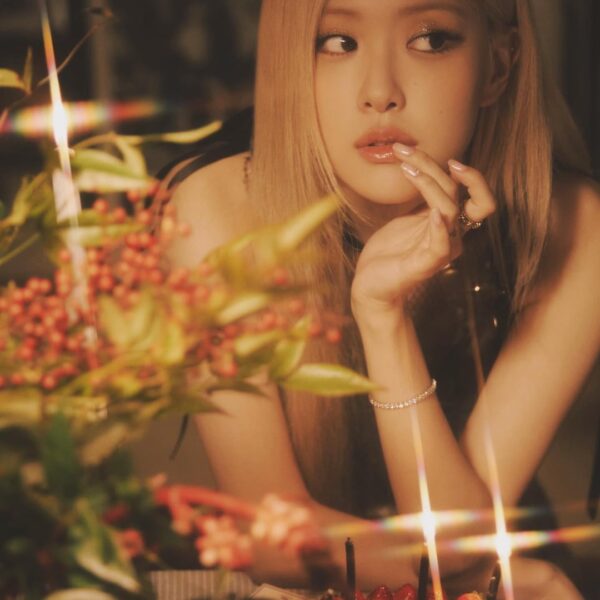 231220 zyobb IG Update w/ Rosé