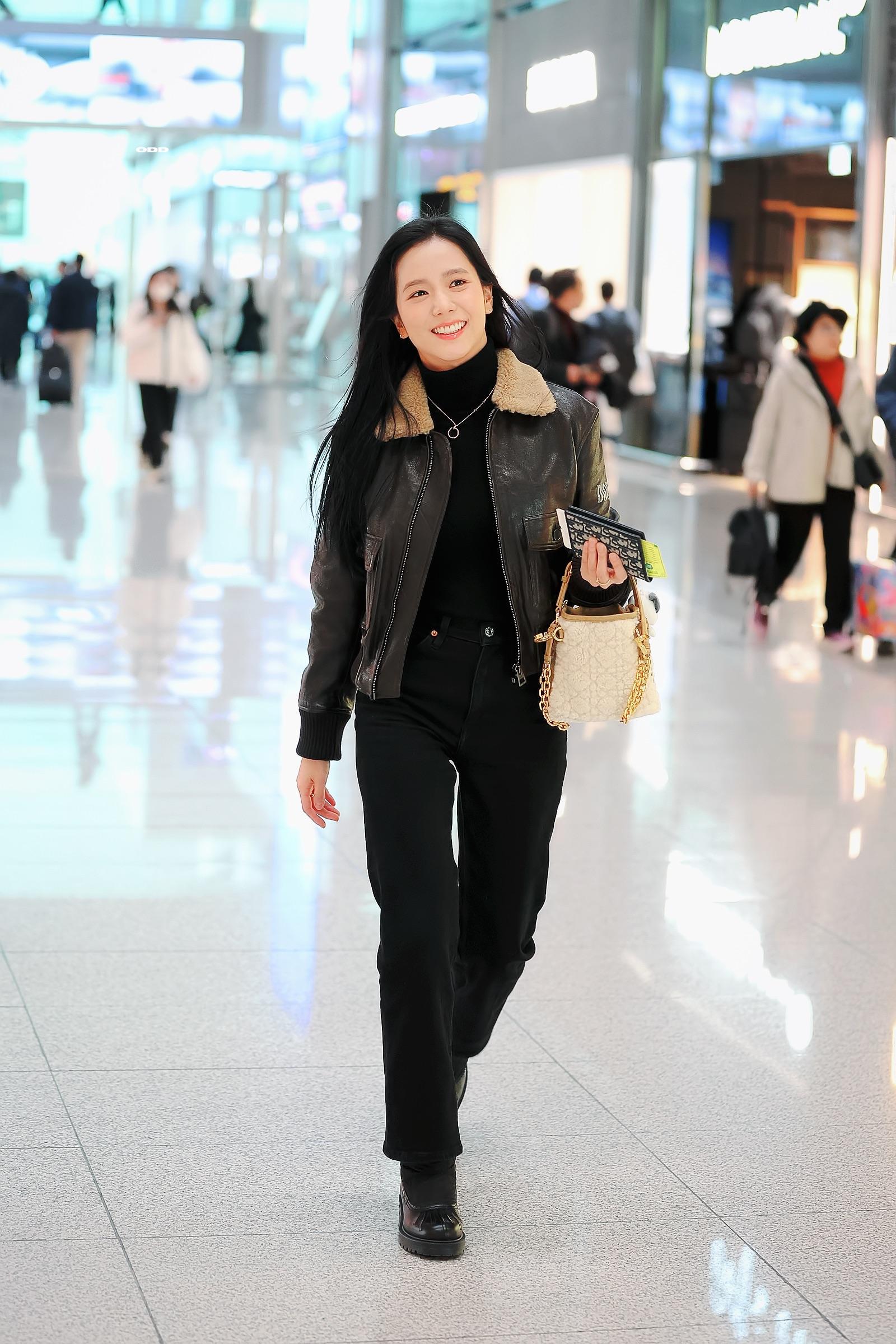 231204 Jisoo
