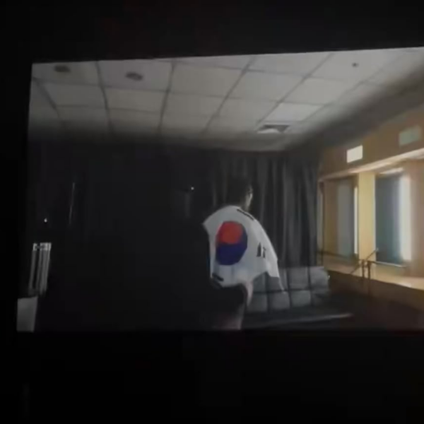 231211 Jennie Backstage @ Daniel Caesar’s Concert in Seoul