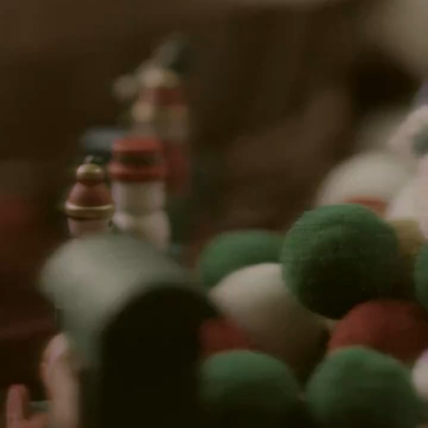 231206 Season’s Greetings: From HANK & ROSÉ To You [2024] Exclusive Video Preview