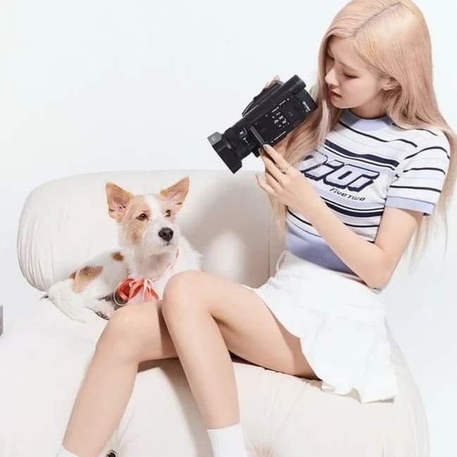 Rosé and hank