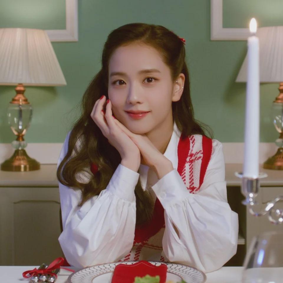 Jisoo 231222