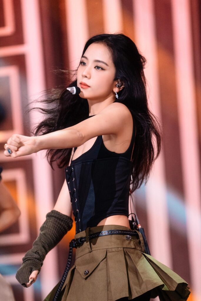 220828 Jisoo