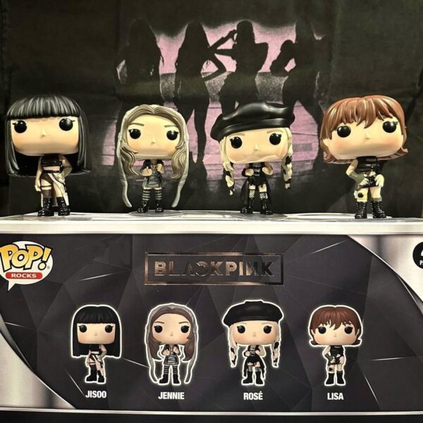 231207 BLACKPINK x Funko Pop! Rocks | Pink Venom 4-pack Hot Topic Exclusive