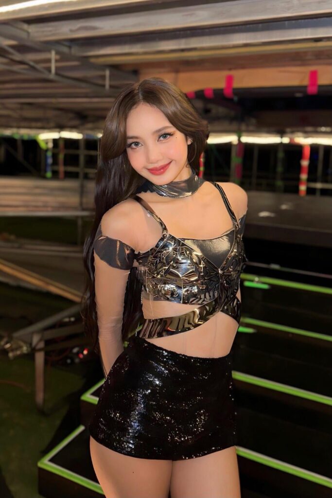 230826 Lisa