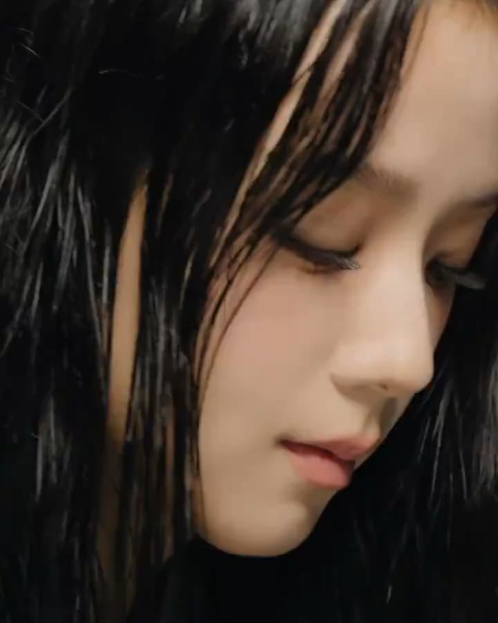240102 Jisoo for Dyson Hair Care