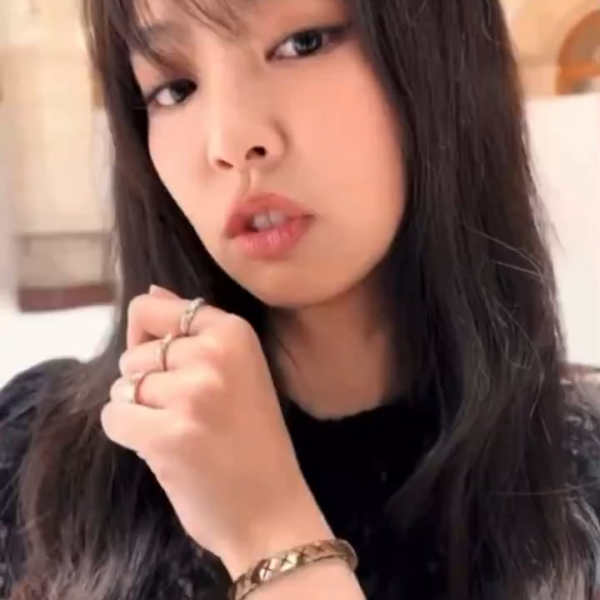 240111 Jennie for CHANEL Coco Crush