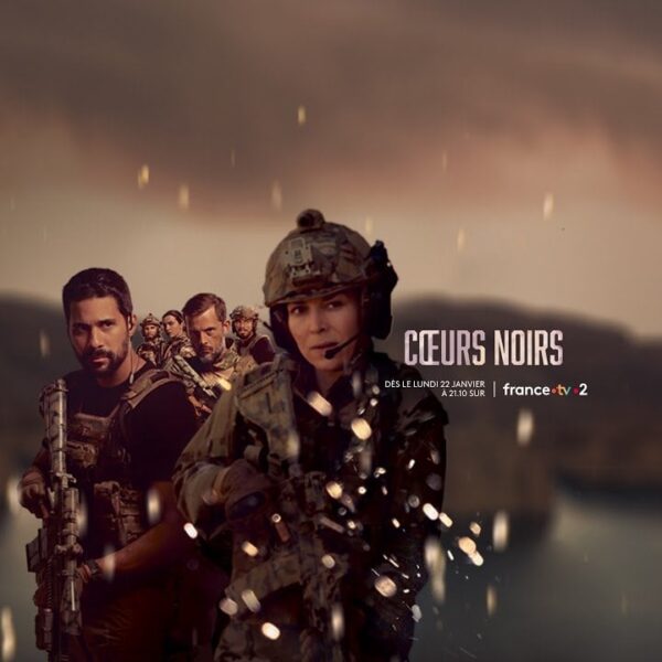 240127 Lisa @ Le Gala des Pièces Jaunes Live Broadcast on YouTube - 20:40PM CET