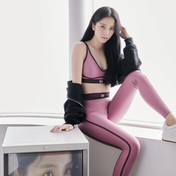 240123 summerbarry_ IG Update w/ Jisoo