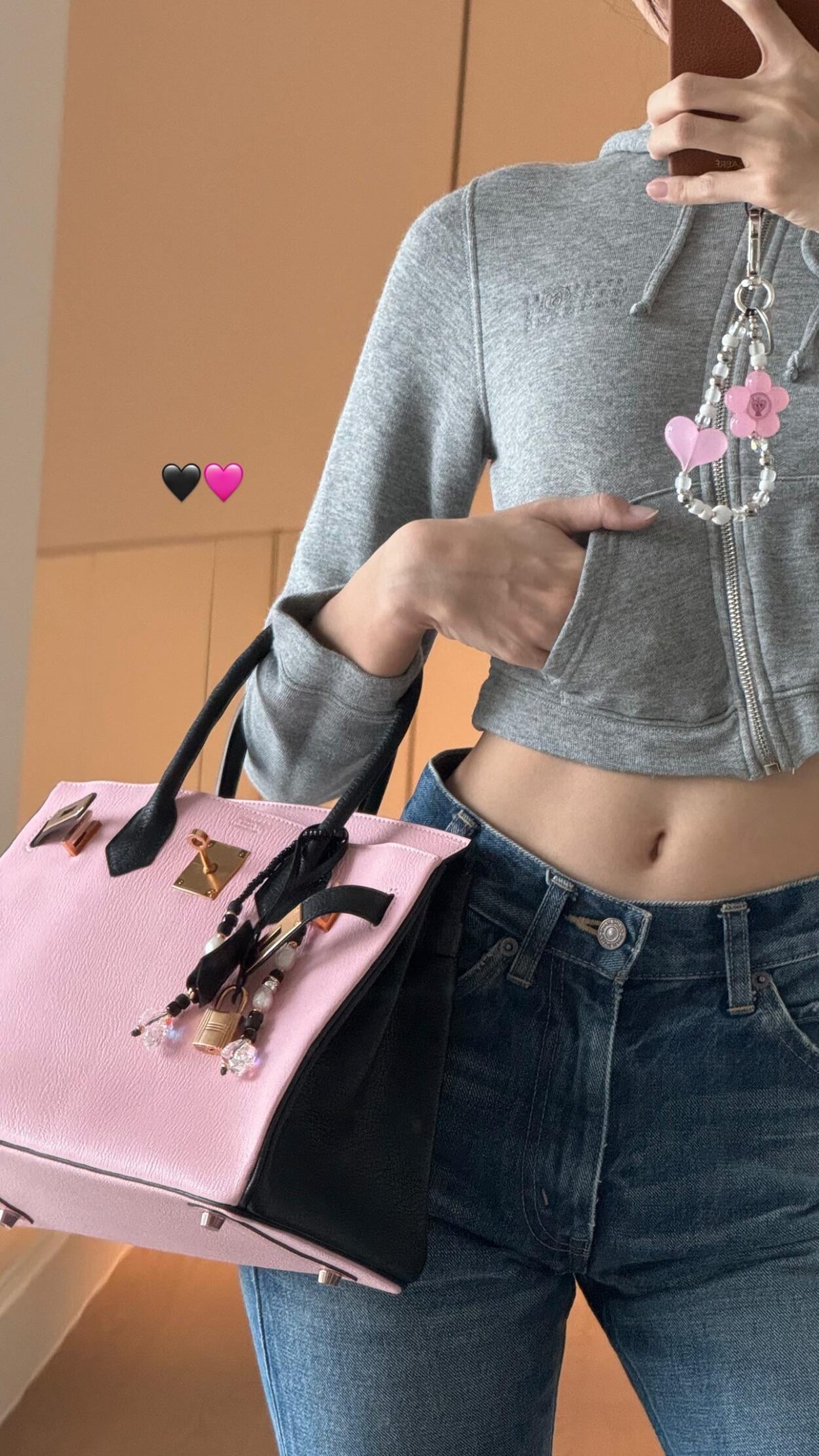 240220 Lisa IG Story Update