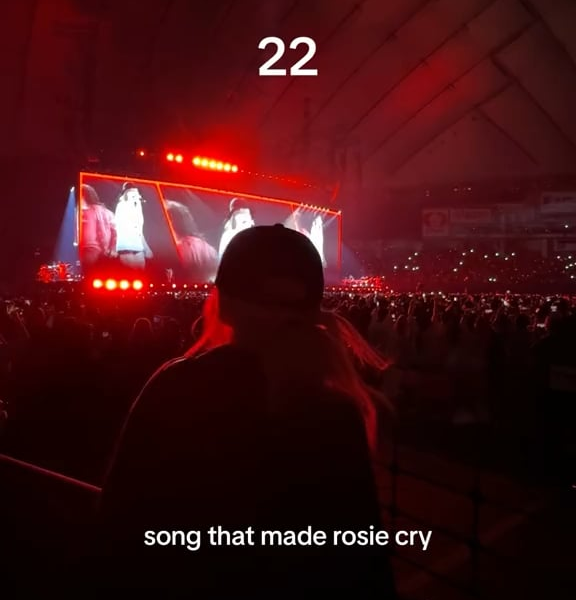 240208 joanday TikTok Update w/ Rosé