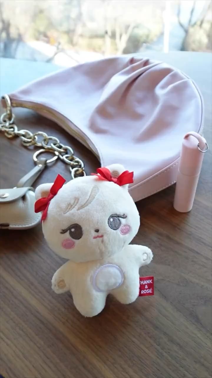240209 Season’s Greetings: From HANK & ROSÉ To You [2024] MD