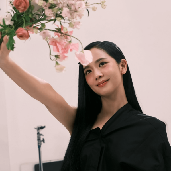 240203 Jisoo Instagram Update