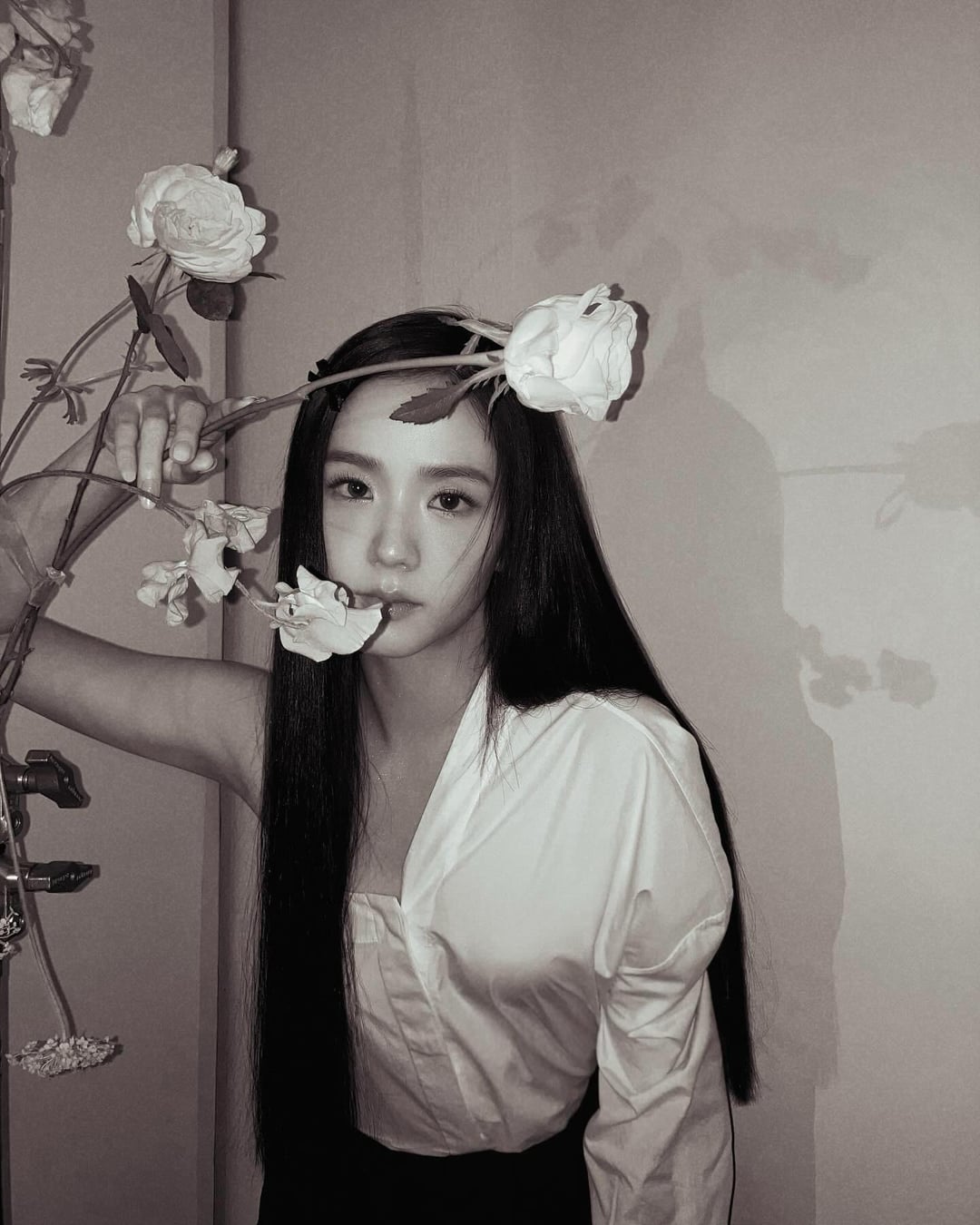 240203 Jisoo IG Update