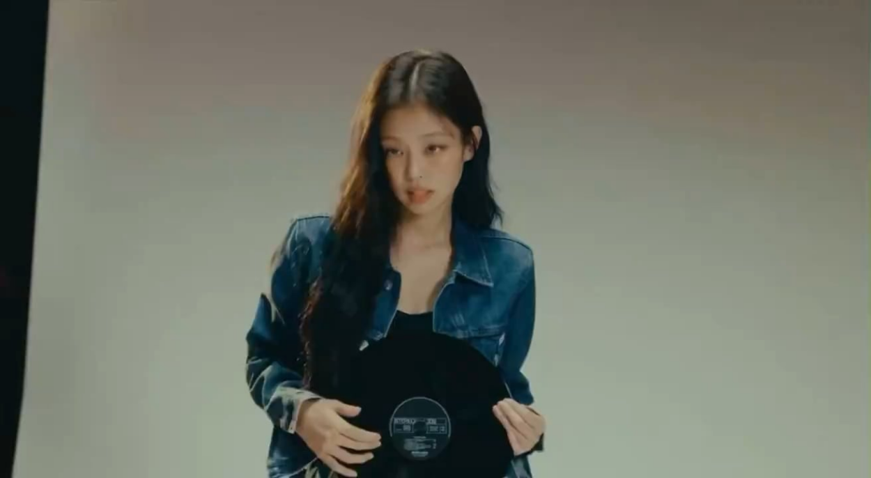 Jennie for Calvin Klein