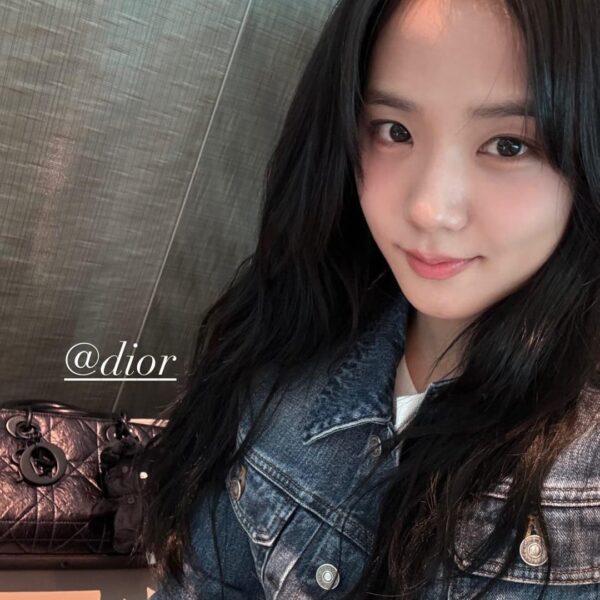 240226 Jisoo IG Story Update