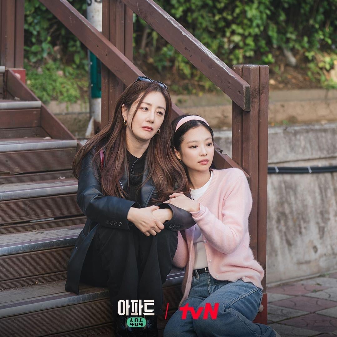 240224 tvn_joy IG update w/Jennie