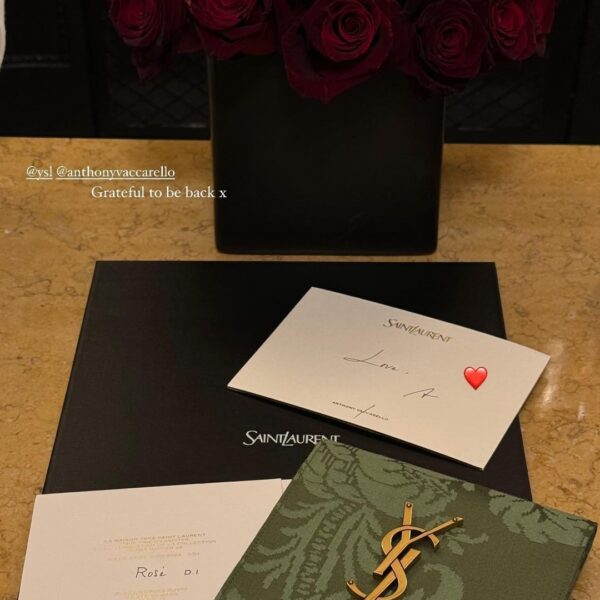 240225 Rosé IG Story Update