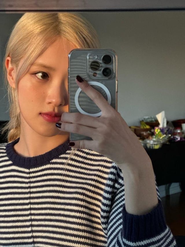 240315 Rosé IG Channel Update