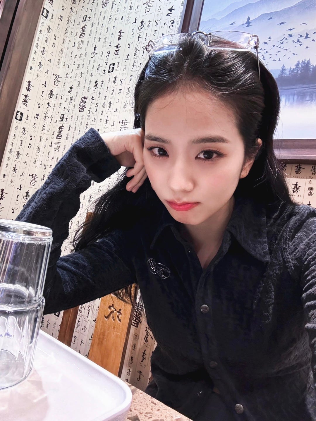 240303 Jisoo Weibo Update