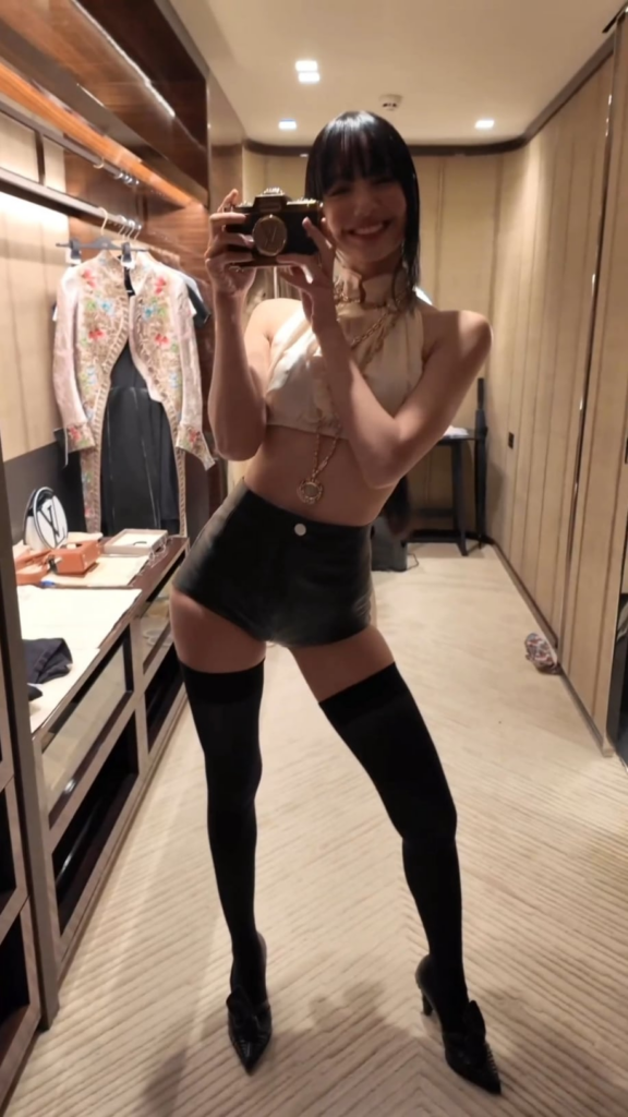 Lisa posing for Paris Fashion Week Photoshoot