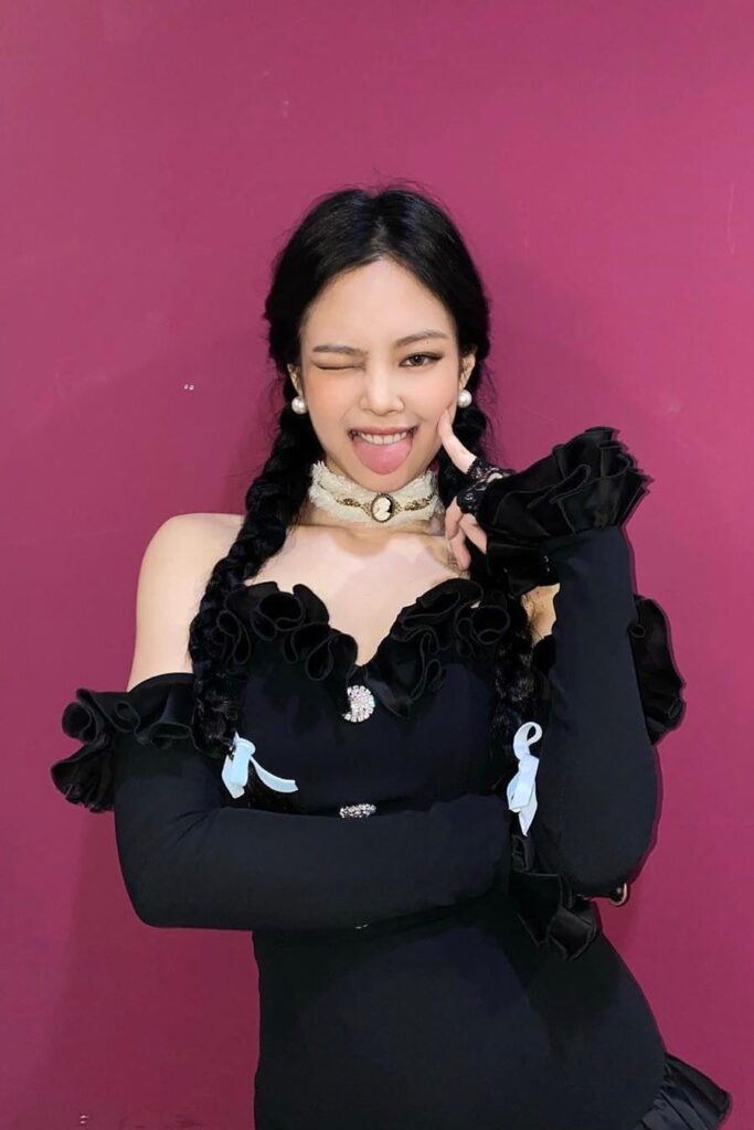 200711 Jennie