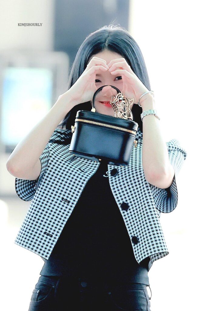 230701 Jisoo