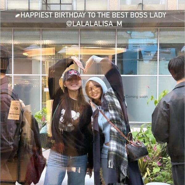 240327 heyalic_e IG Story Update w/ Lisa