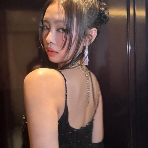 240305 Jennie IG Updates