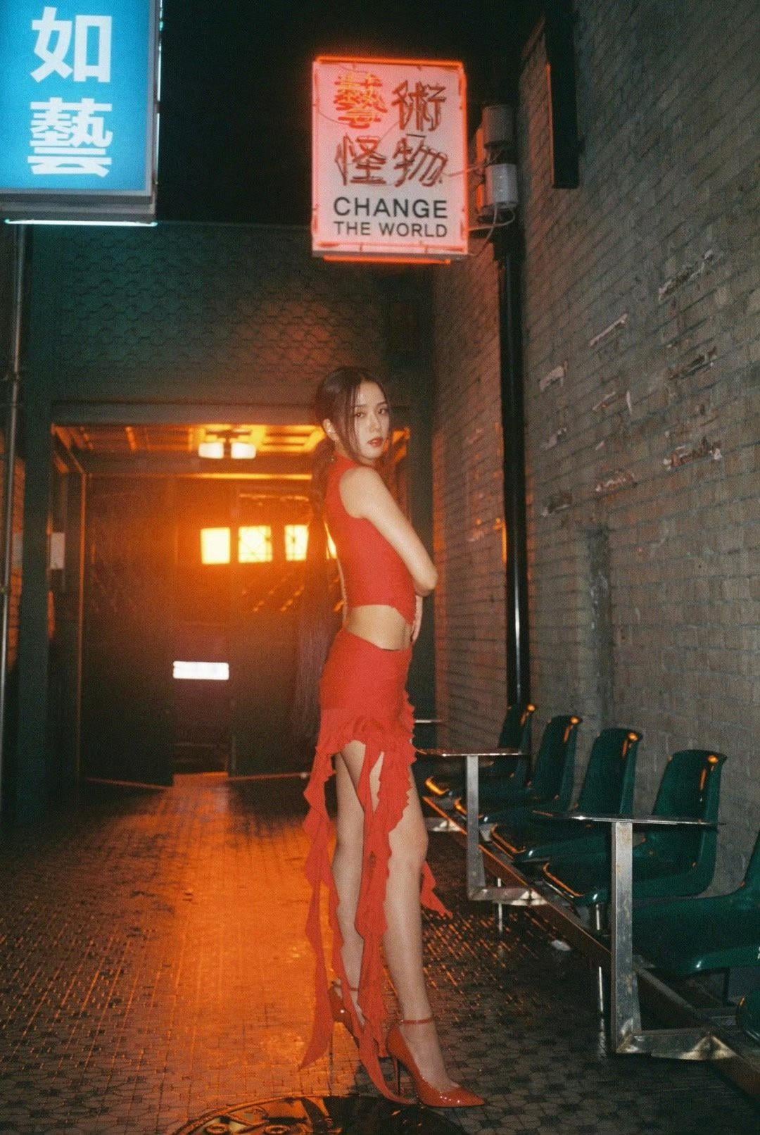 240331 Jisoo Weibo Update