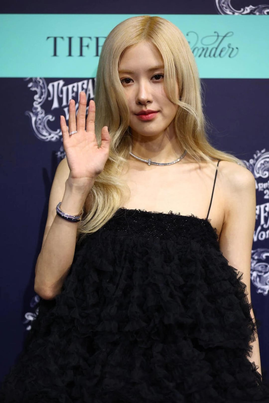 240411 Rosé @ Tiffany Wonder Exhibition in Tokyo (Getty Images)