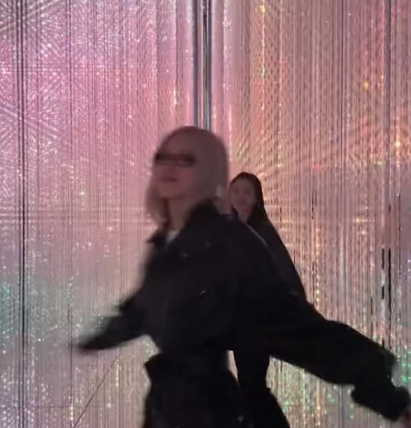 240414 joanday TikTok Update w/ Rosé