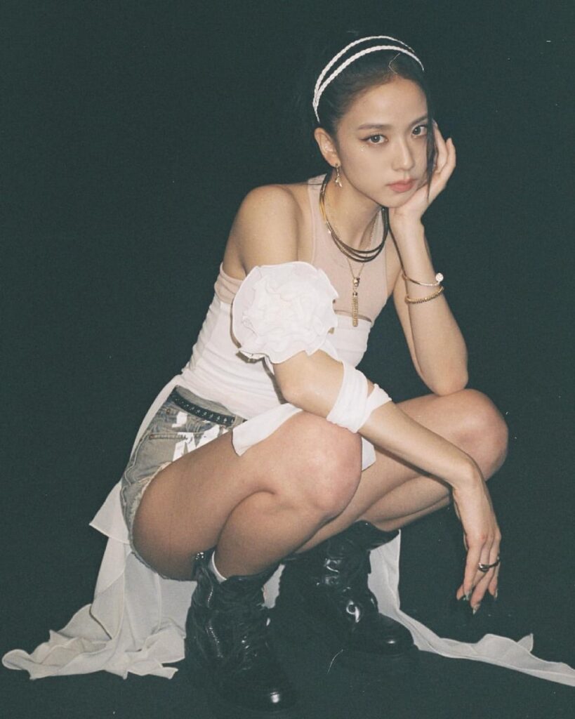 220825 Jisoo