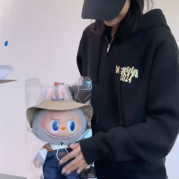 240415 Lisa IG Story Update