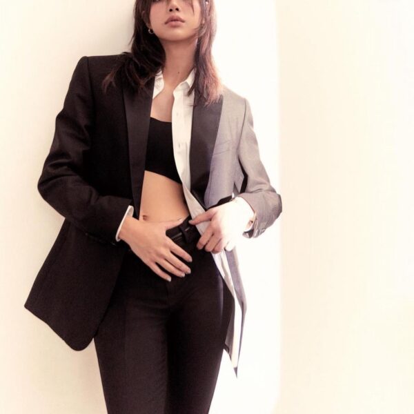 Beautiful Lisa black 🖤🐈‍⬛