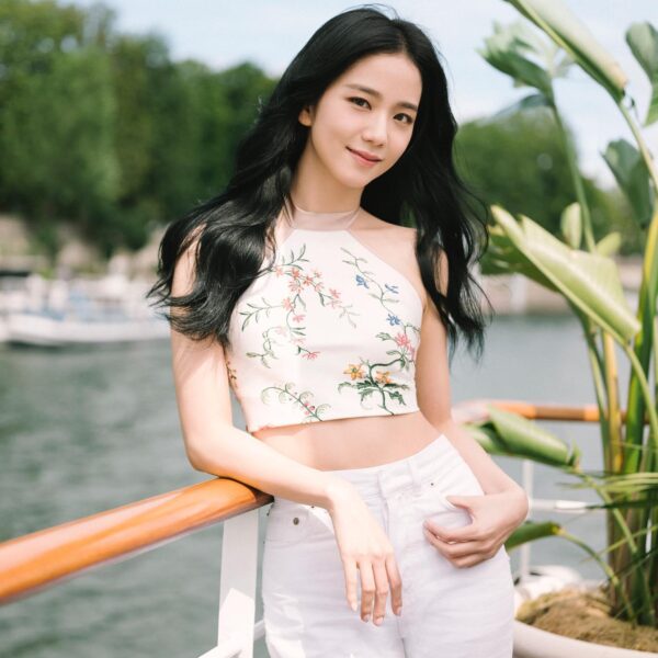 230713 Jisoo