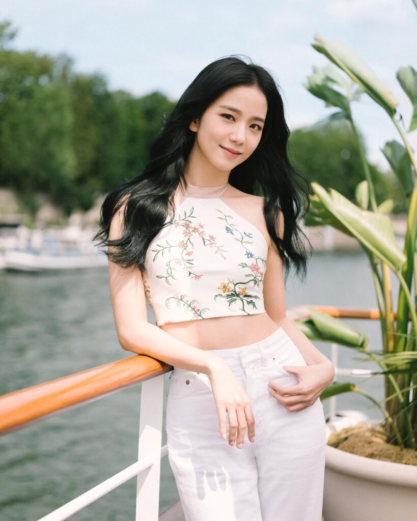 230713 Jisoo