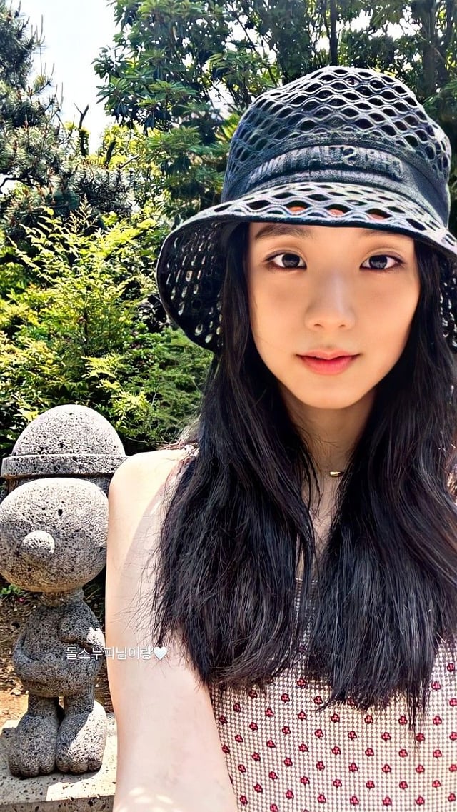 220511 Jisoo