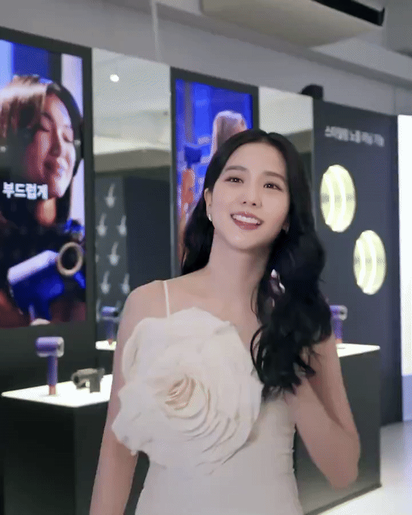 240408 Jisoo