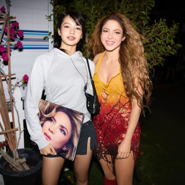 240413 Shakira IG Update w/ Lisa