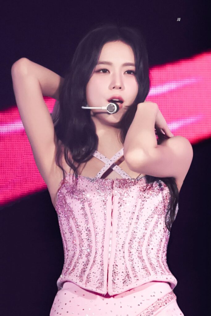230422 Jisoo