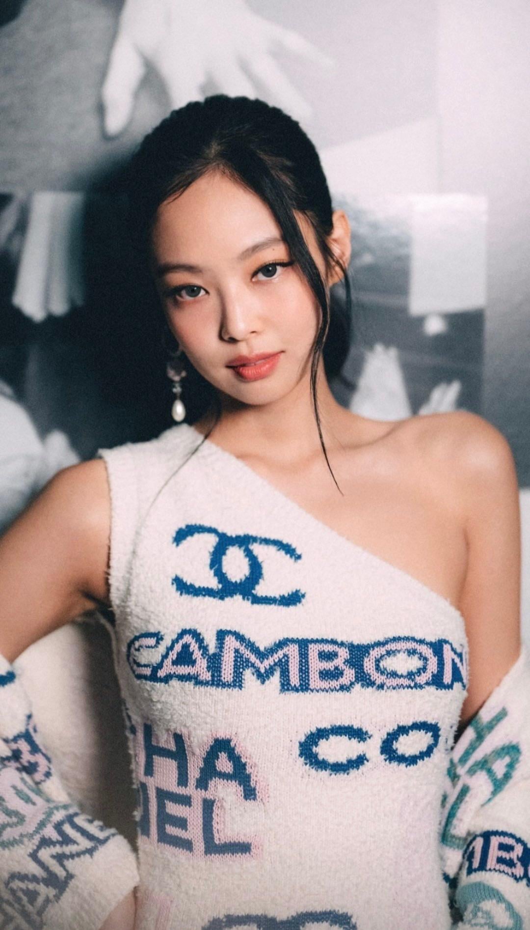 221004 Jennie