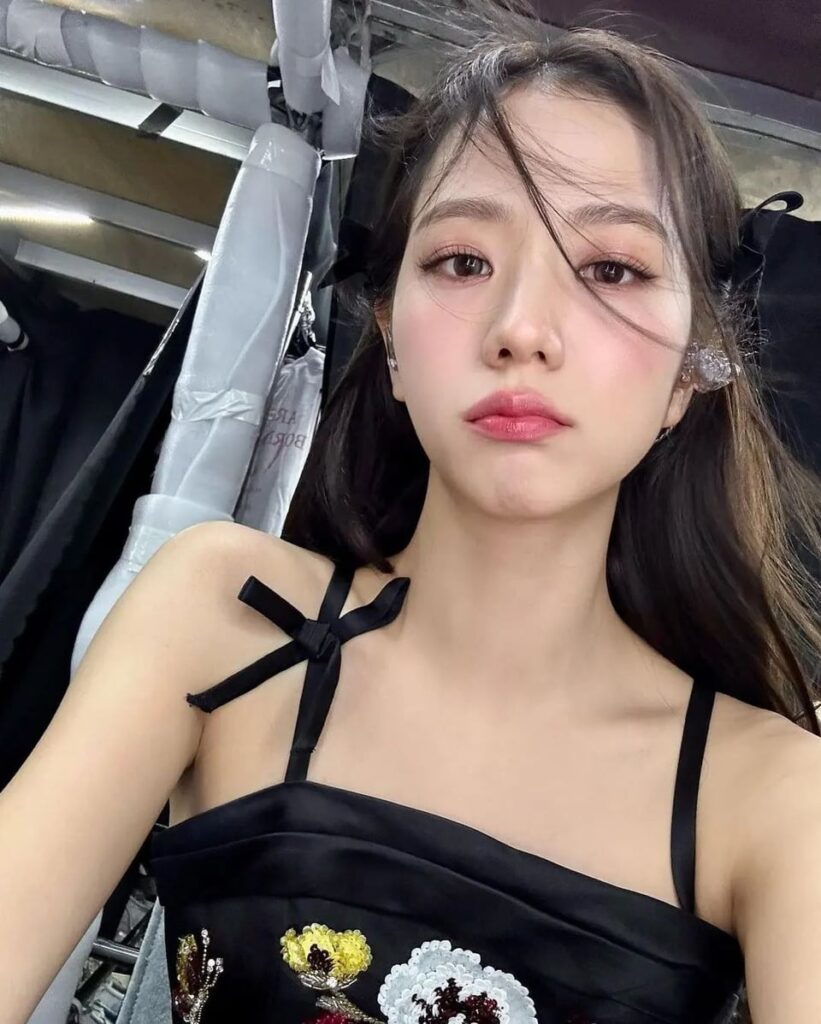 230523 Jisoo