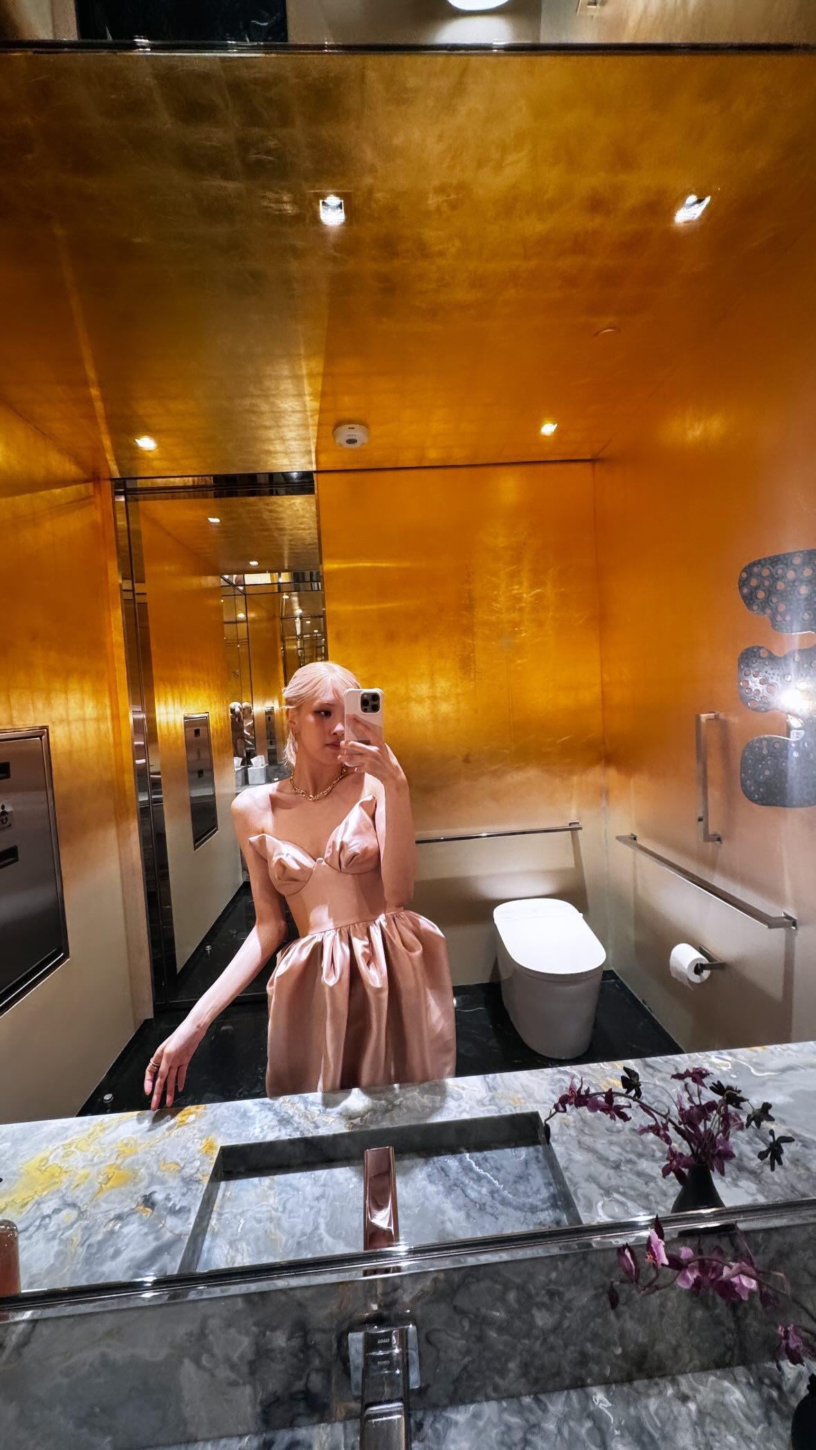 240508 Rosé IG Story Update