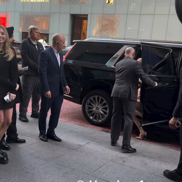 240502 Rosé arrives at the Tiffany & Co. Titan Event in New York