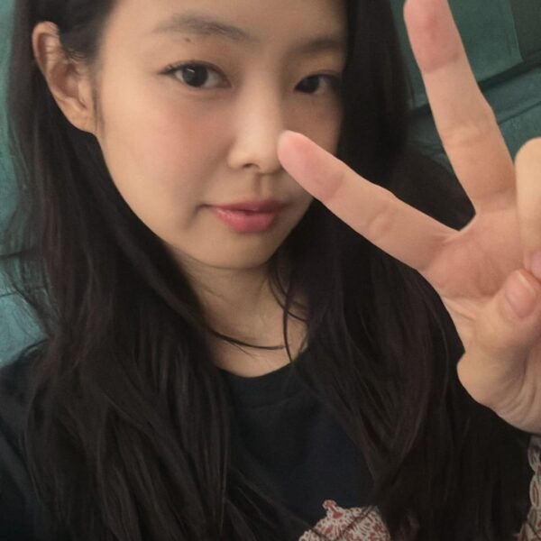 240502 Jennie IG Story Update